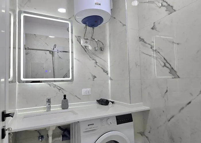 Апартаменты Happy By The Sea 093 *