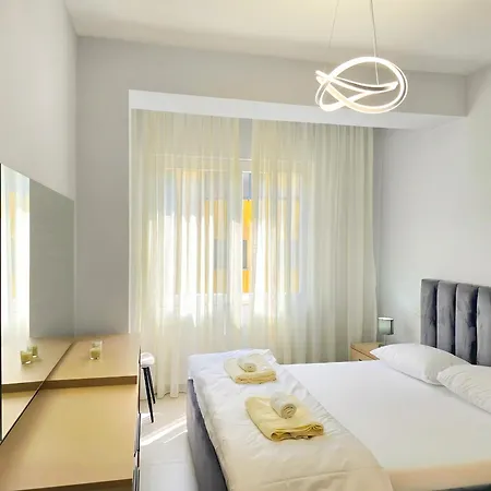 In By The Sea 093 Apartmán Golem (Tirana)